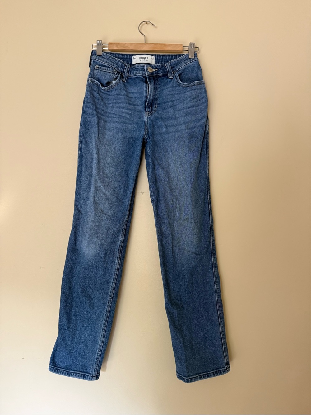 Hollister High Rise Straight Leg Jeans 26R - Picture 4 of 11